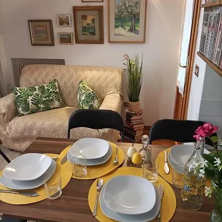 펜션 A Due Passi Dal Centro *