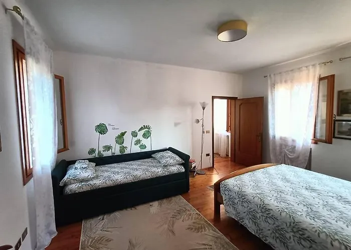 A Due Passi Dal Centro بيت للعطل