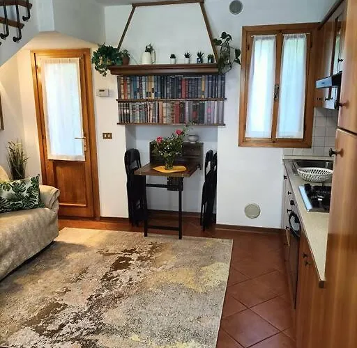 A Due Passi Dal Centro *